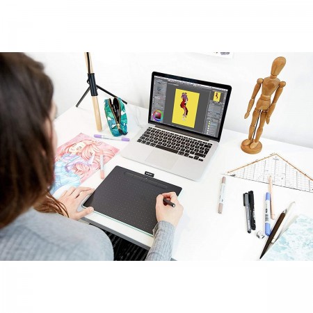 Wacom Grafički Tablet Intuos M Bluetooth Black